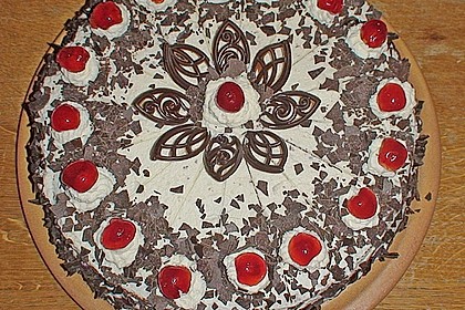 Schwarzwälder Kirschtorte 288