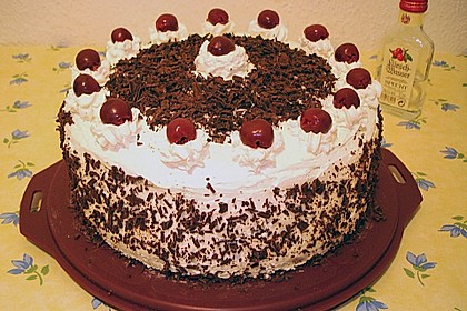 Schwarzwälder Kirschtorte 219