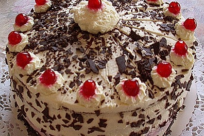 Schwarzwälder Kirschtorte 370