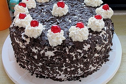 Schwarzwälder Kirschtorte 110