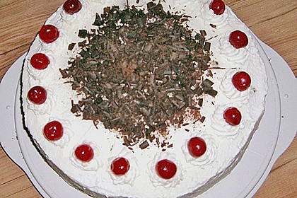 Schwarzwälder Kirschtorte 402