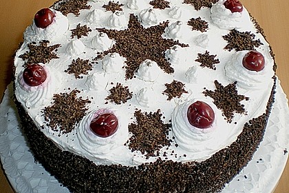 Schwarzwälder Kirschtorte 32