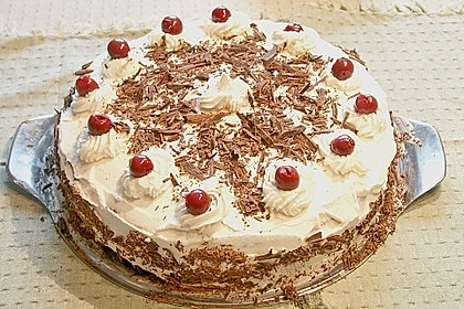 Schwarzwälder Kirschtorte 107