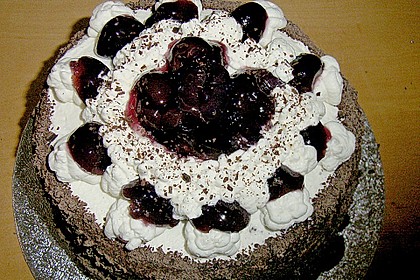 Schwarzwälder Kirschtorte 348