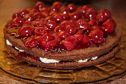 Schwarzwälder Kirschtorte 237