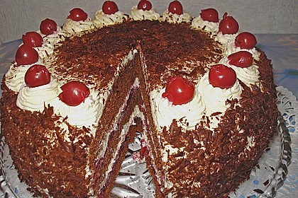Schwarzwälder Kirschtorte 90