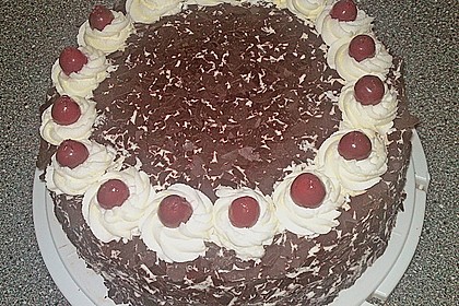 Schwarzwälder Kirschtorte 333