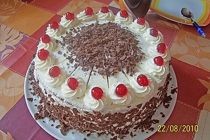 Schwarzwälder Kirschtorte 77