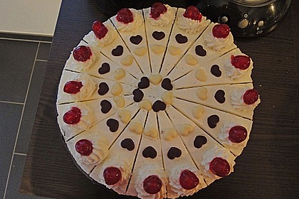 Schwarzwälder Kirschtorte 350