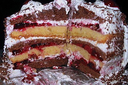Schwarzwälder Kirschtorte 452