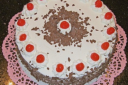Schwarzwälder Kirschtorte 255