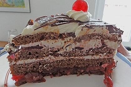 Schwarzwälder Kirschtorte 395