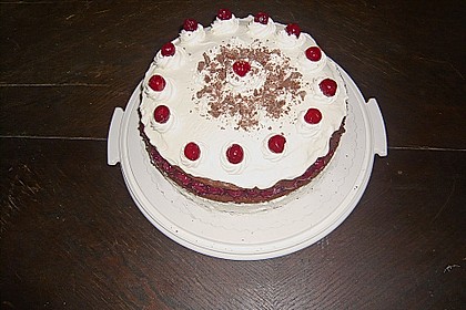 Schwarzwälder Kirschtorte 397