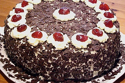 Schwarzwälder Kirschtorte 76