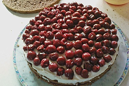 Schwarzwälder Kirschtorte 354