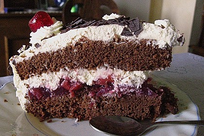 Schwarzwälder Kirschtorte 220