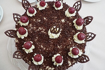 Schwarzwälder Kirschtorte 18