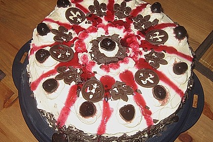 Schwarzwälder Kirschtorte 454