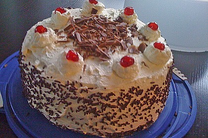 Schwarzwälder Kirschtorte 437