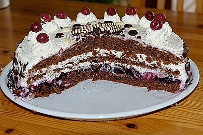 Schwarzwälder Kirschtorte 213
