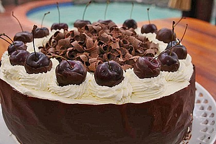 Schwarzwälder Kirschtorte 11