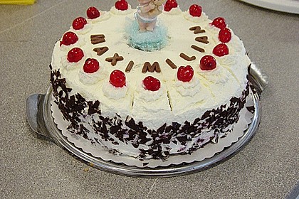 Schwarzwälder Kirschtorte 89