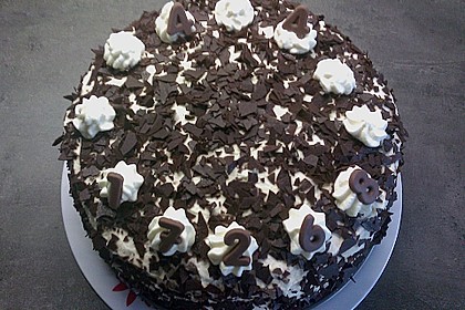 Schwarzwälder Kirschtorte 445