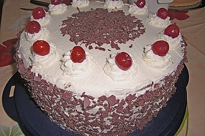 Schwarzwälder Kirschtorte 236