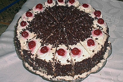 Schwarzwälder Kirschtorte 331