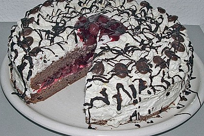 Schwarzwälder Kirschtorte 360