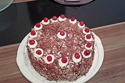 Schwarzwälder Kirschtorte 282