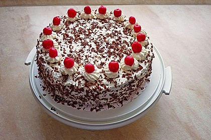 Schwarzwälder Kirschtorte 24