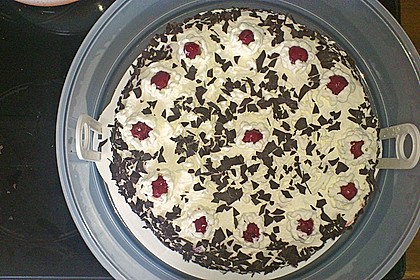 Schwarzwälder Kirschtorte 308