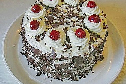 Schwarzwälder Kirschtorte 210