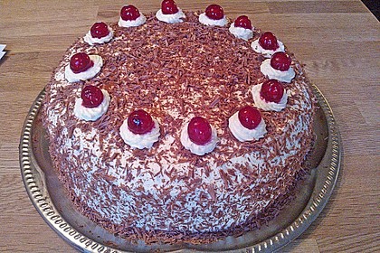 Schwarzwälder Kirschtorte 295
