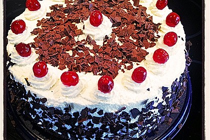 Schwarzwälder Kirschtorte 137