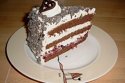Schwarzwälder Kirschtorte 231