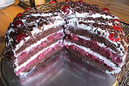 Schwarzwälder Kirschtorte 69