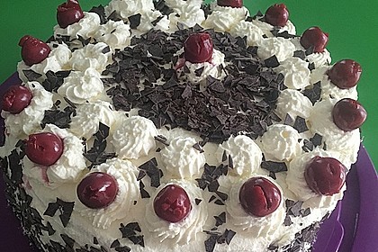 Schwarzwälder Kirschtorte 154