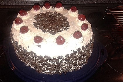 Schwarzwälder Kirschtorte 457