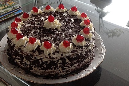 Schwarzwälder Kirschtorte 42