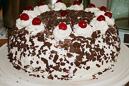 Schwarzwälder Kirschtorte 190