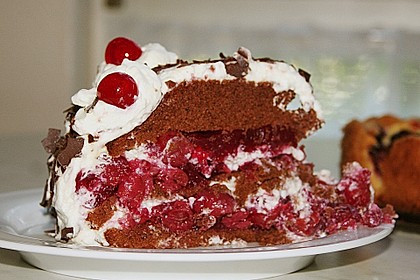 Schwarzwälder Kirschtorte 218