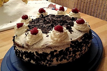 Schwarzwälder Kirschtorte 194