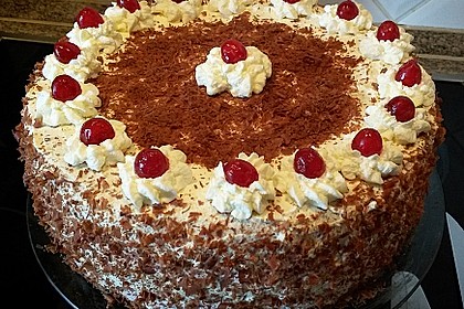 Schwarzwälder Kirschtorte 13
