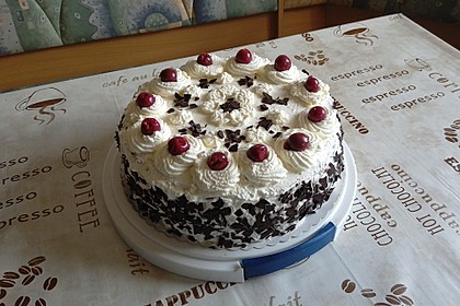 Schwarzwälder Kirschtorte 48