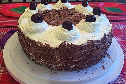 Schwarzwälder Kirschtorte 138