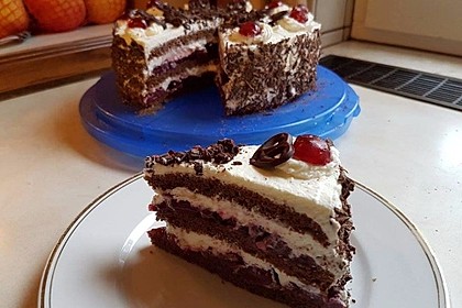 Schwarzwälder Kirschtorte 21