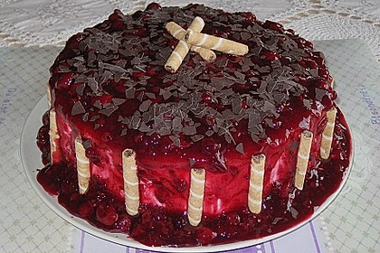 Windbeutel-Torte (Bild)