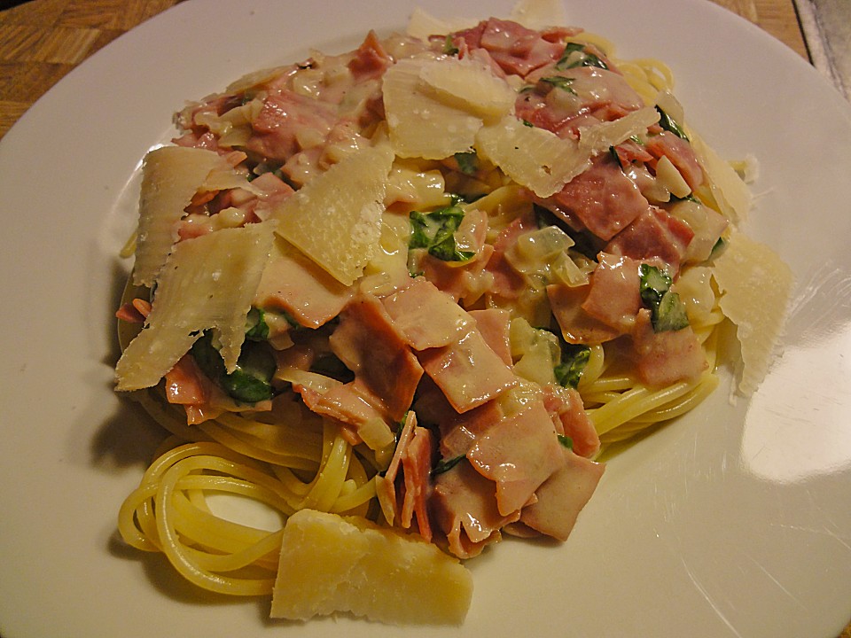 Spaghetti mit Basilikum - Sahnesoße a là Petra von pbuggi | Chefkoch